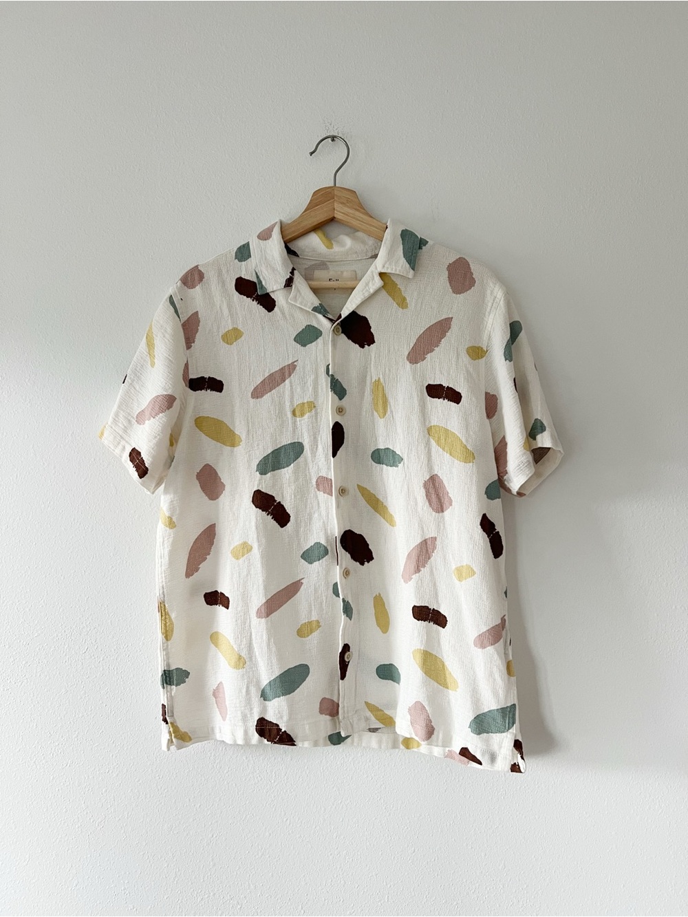 FOLK | Mens Brushstroke Contour Button Down Short Sleeve Shirt | S